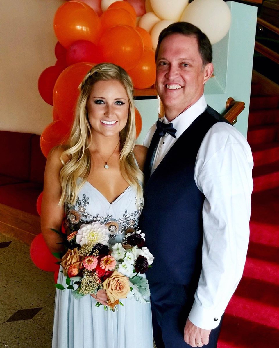boggs_abby's tweet photo. A day late but Happy Father’s Day to the absolute best!!! Love you more than words, thanks for everything you do for us!! 🤍 @MikeBoggs1 https://t.co/mzulrmQtzM