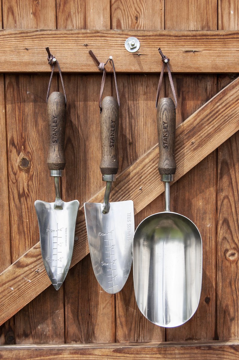 NapBrands's tweet photo. STANLEY Landscaping tools are still available in traditional designs. Become a dealer now. It’s easy; just get in contact! #landscaping #garden #gardenhandtools #veg #garden https://t.co/ReARp6dptP
