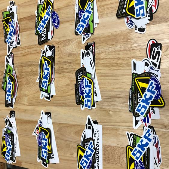 Innteck_Usa's tweet photo. @upshift_online  throwing together some sticker packs, including SKF. Who doesn't love stickers?! #SKFreadytoride #skfgroup #innteck_usa #moto #motomonday #engineeringperfection #cleaner #smoother #longer #ridemore #adventure #enduro #explore #xplrmore #upshift_online @SKFgroup https://t.co/ZOnjHPNKCi