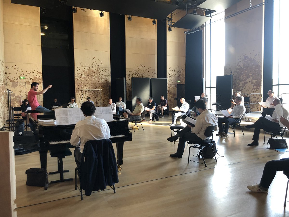 Distanciés et motivés, c’est la reprise des répétitions pour #PlayingforPhilharmonie, qui réunit musiciens des Siècles et collaborateurs de la <a href="/SocieteGenerale/">Societe Generale Group</a> !