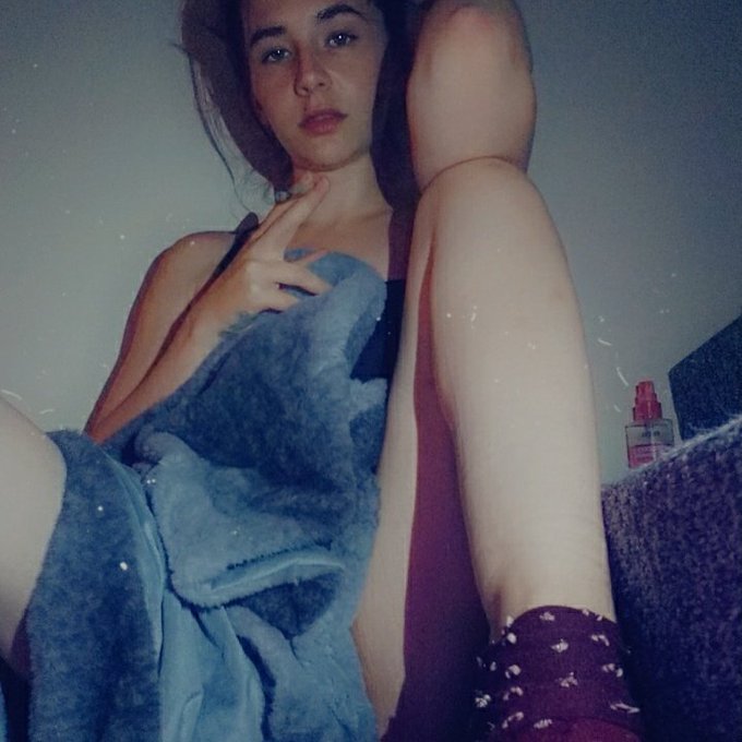 #NewProfilePic https://t.co/f0MNAYRd2X<a href="/tag/newprofilepic"class="tags">#NewProfilePic</a>