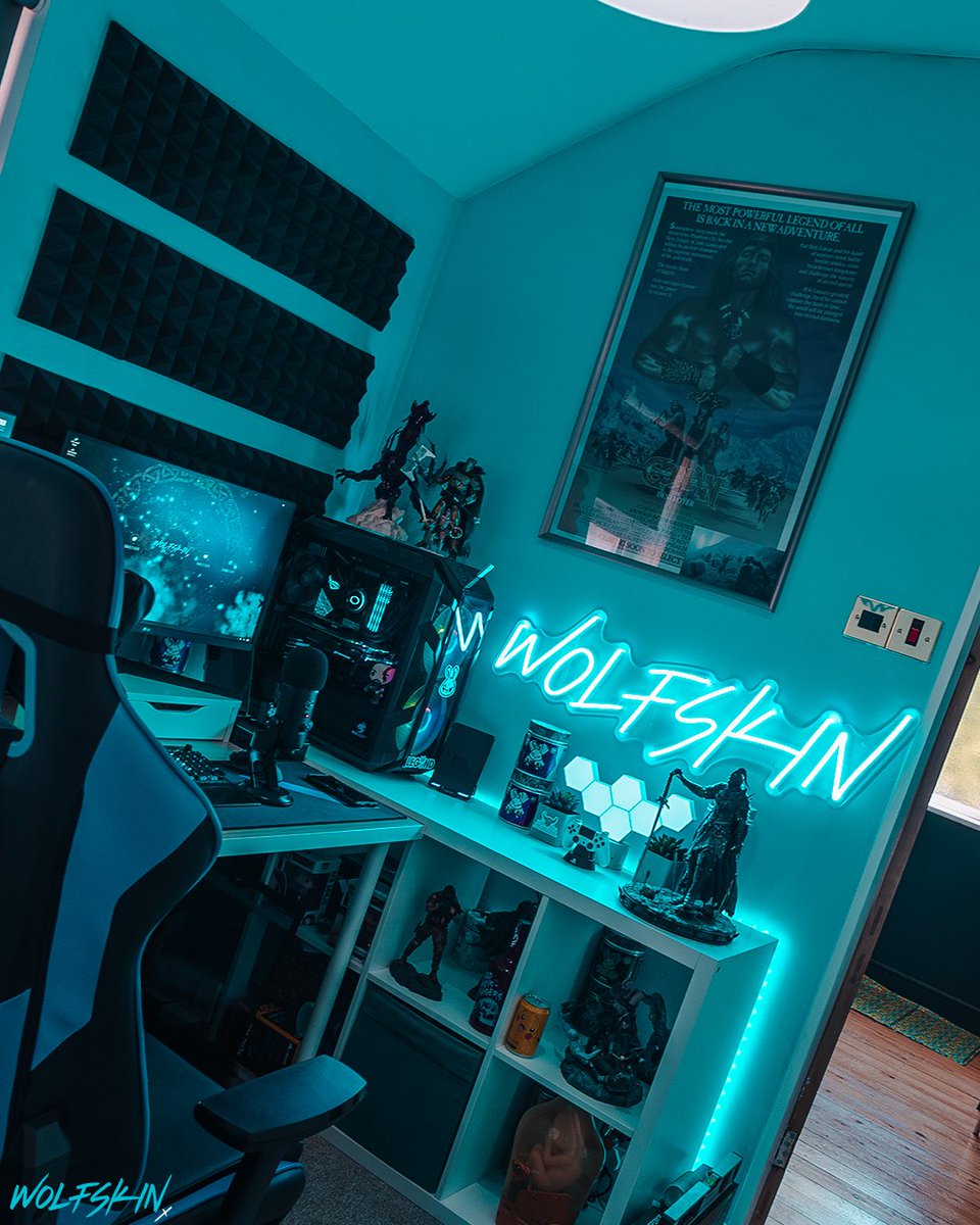 xwolfskin's tweet photo. Stream background just got a mega upgrade ! 😍💙 https://t.co/2JSGP4x6RV