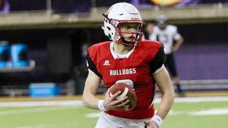 Algona's <a href="/tyler_manske/">婷婷</a> ready to prove any doubters wrong this coming season <a href="/algonacsd/">Algona CSD</a> <a href="/AlgonaBulldogFB/">AlgonaBulldogFB</a> #iahsfb

Manske, a member of the Class of 2022, threw for almost 1,500 yards with 14 TDs last year, adding 5 more rushing scores 

prepredzone.com/2020/06/algona…