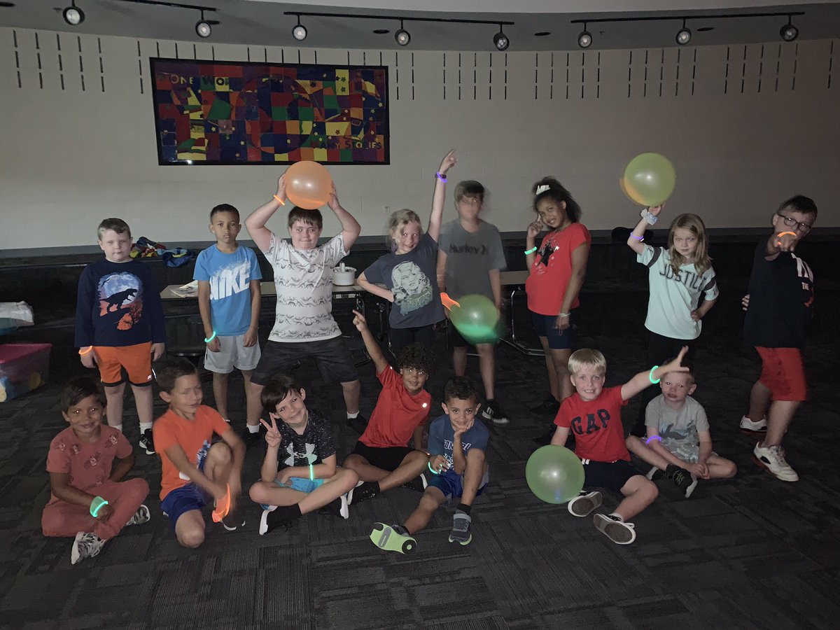 EducareSide's tweet photo. Last week we had a disco party! Guest star John Travolta even came to visit!!! Also we tested our skills with a DIY laser room 😤🥳🤪😋🥰 https://t.co/YIKsSIYC5M
