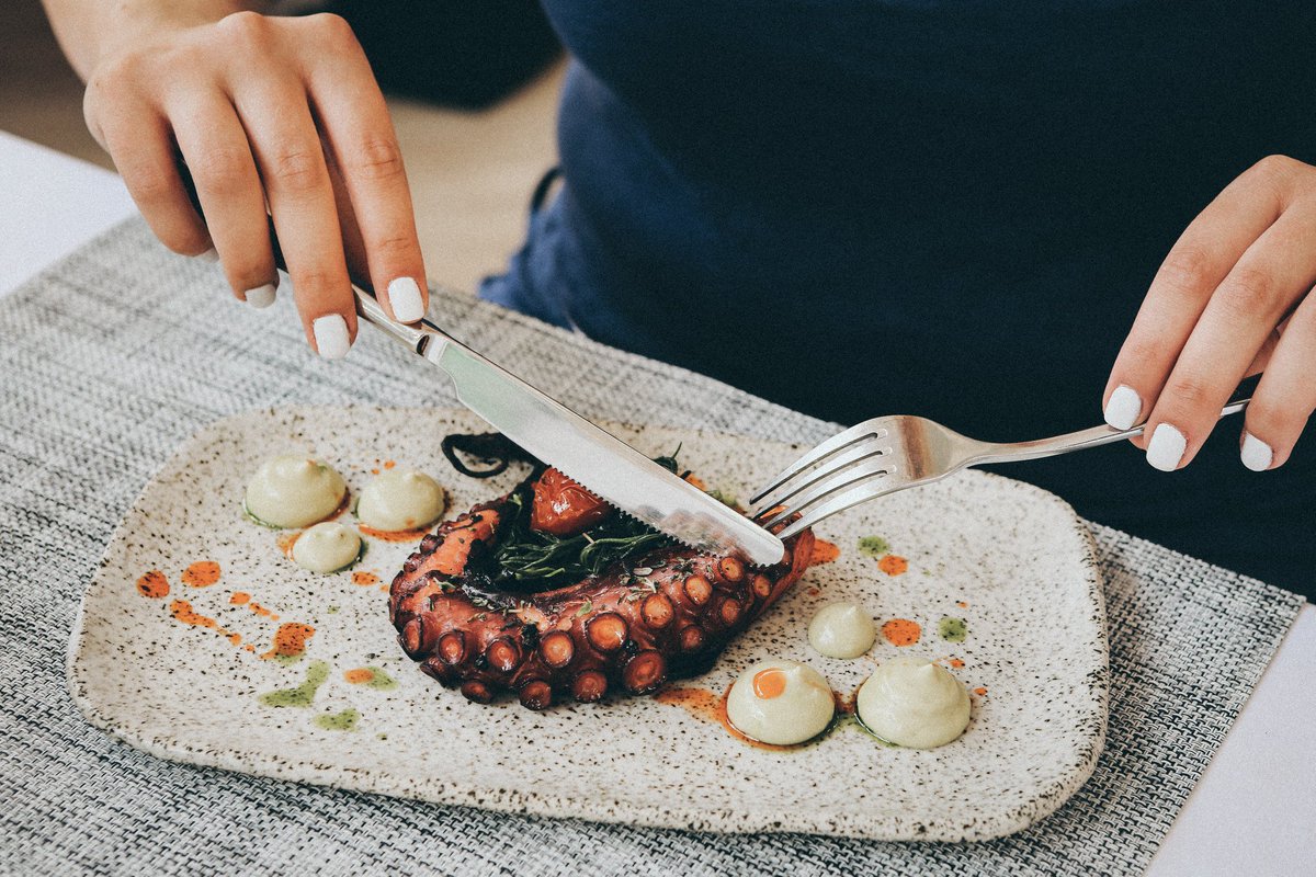 deissofficial's tweet photo. Lunch is an important meal for everyone. It provides energy and nutrients to kee…⭐ #cooking #delicious #food #recipe https://t.co/aZm8Ss5pMu