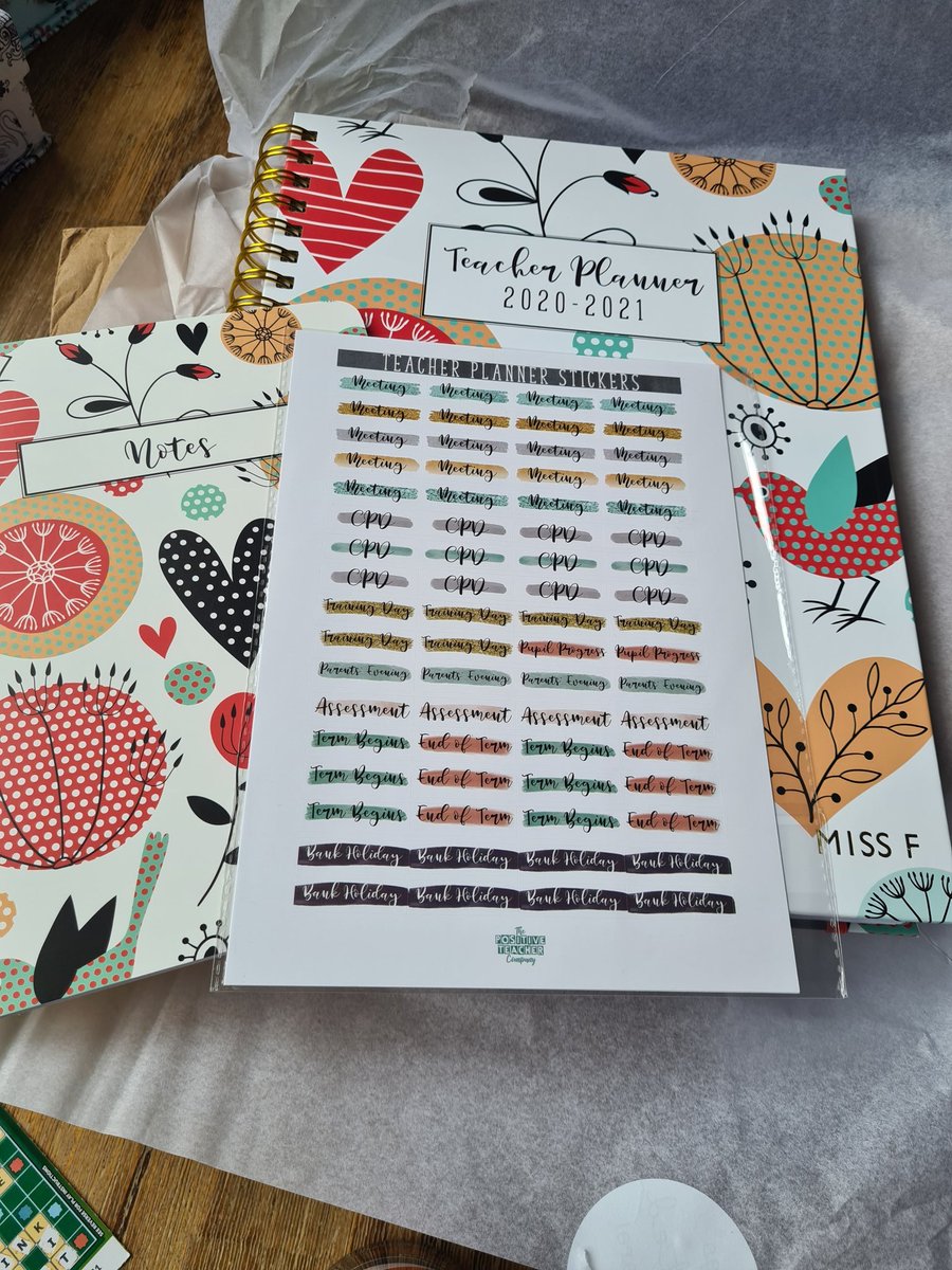 MissFernie1's tweet photo. My gorgeous @TPositiveTC planner, notebook and stickers arrived today! What a lovely surprise to come home to 🥰 #lovestationery https://t.co/nDVKTgA1Pj