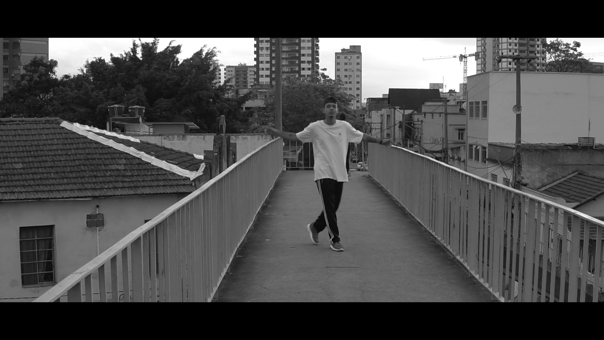 oficialguf's tweet photo. Splin - Do Vale pra Cá -@guilhermealvs7

https://t.co/kYa7yWXThD

#rap #clipe #hiphop #guf https://t.co/zHsma5hNBX