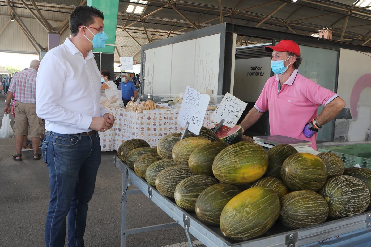 kakskhl's tweet photo. Hoy se ha reabierto el mercado del lunes de Castelló con toda la alimentación. Gracias @AreaSeguridadCS , @simosanchorafa @IgnasiGarcia1, sin el trabajo conjunto no hubiera sido posible . https://t.co/AjbDAO9kvU