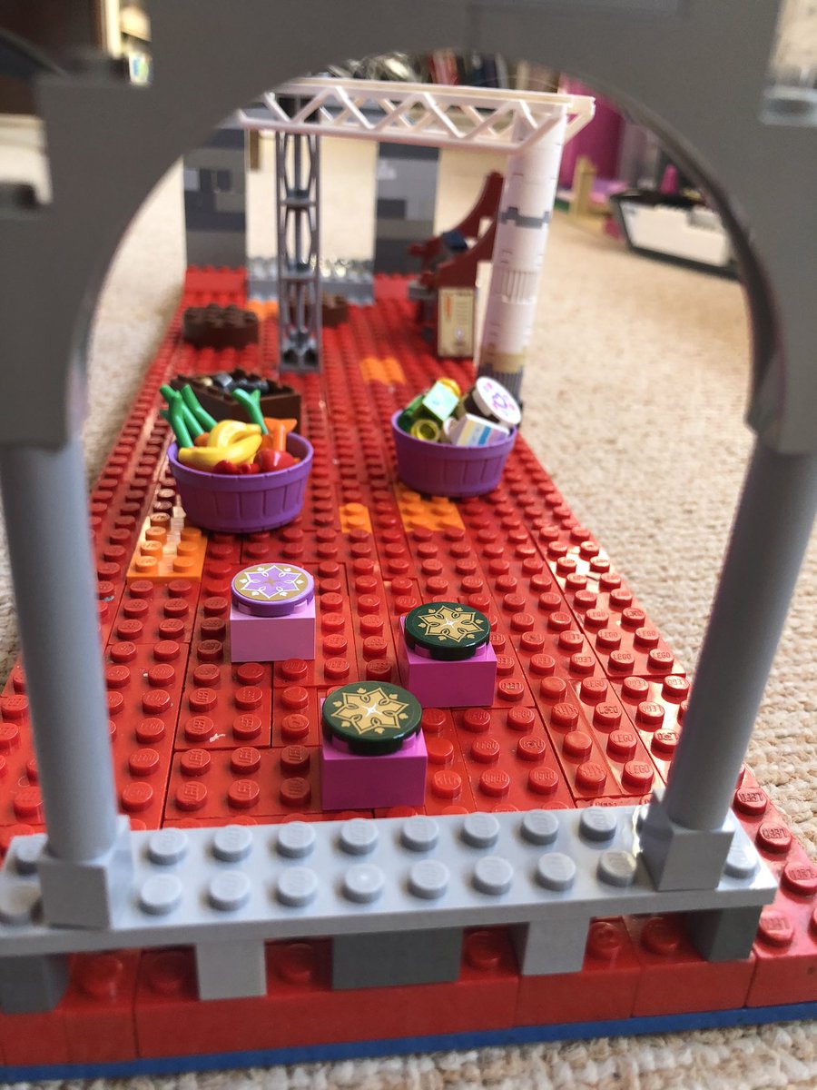 Ladeington's tweet image. We’ve been watching @netflix #TheFloorisLava with the kids (highly recommend it for that old school Saturday night family viewing feel) &amp;amp; they made their own course out of Lego, including covering the steps after a while if the teams take their time 😂
