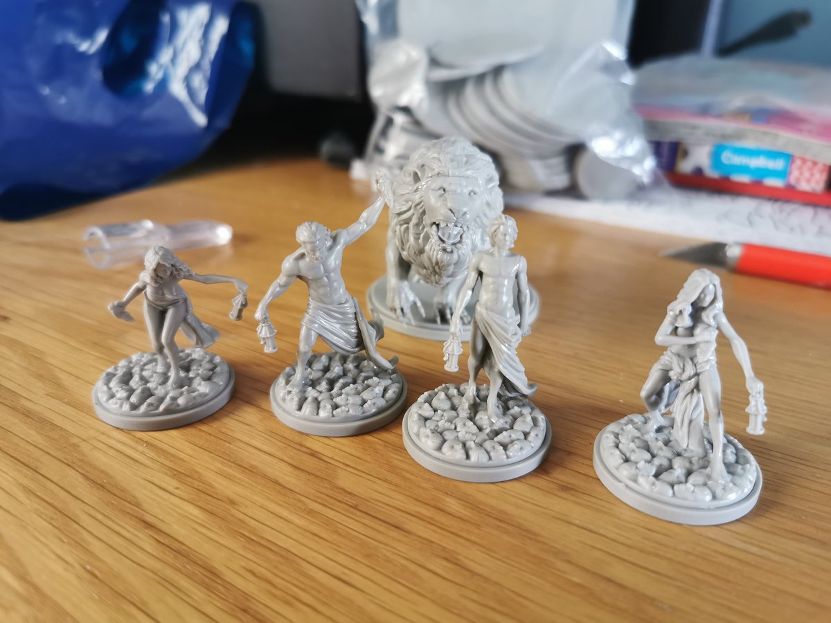 These are not as straightforward as I thought but man do they look good and such great production quality.
Can't wait to start Lantern Year 1. #kingdomdeath #boardgames #tabletopgames