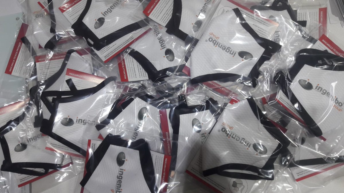 Proteccion ante todo😷! 
Hoy hemos realizado la entrega de 32 mascarillas personalizadas a uno de nuestros clientes. 
Todas nuestras mascarillas disponen de la máxima certificación, de modo que la seguridad y la corporatividad no estan para nada reñidas😁! 
Llámanos e infórmate😉