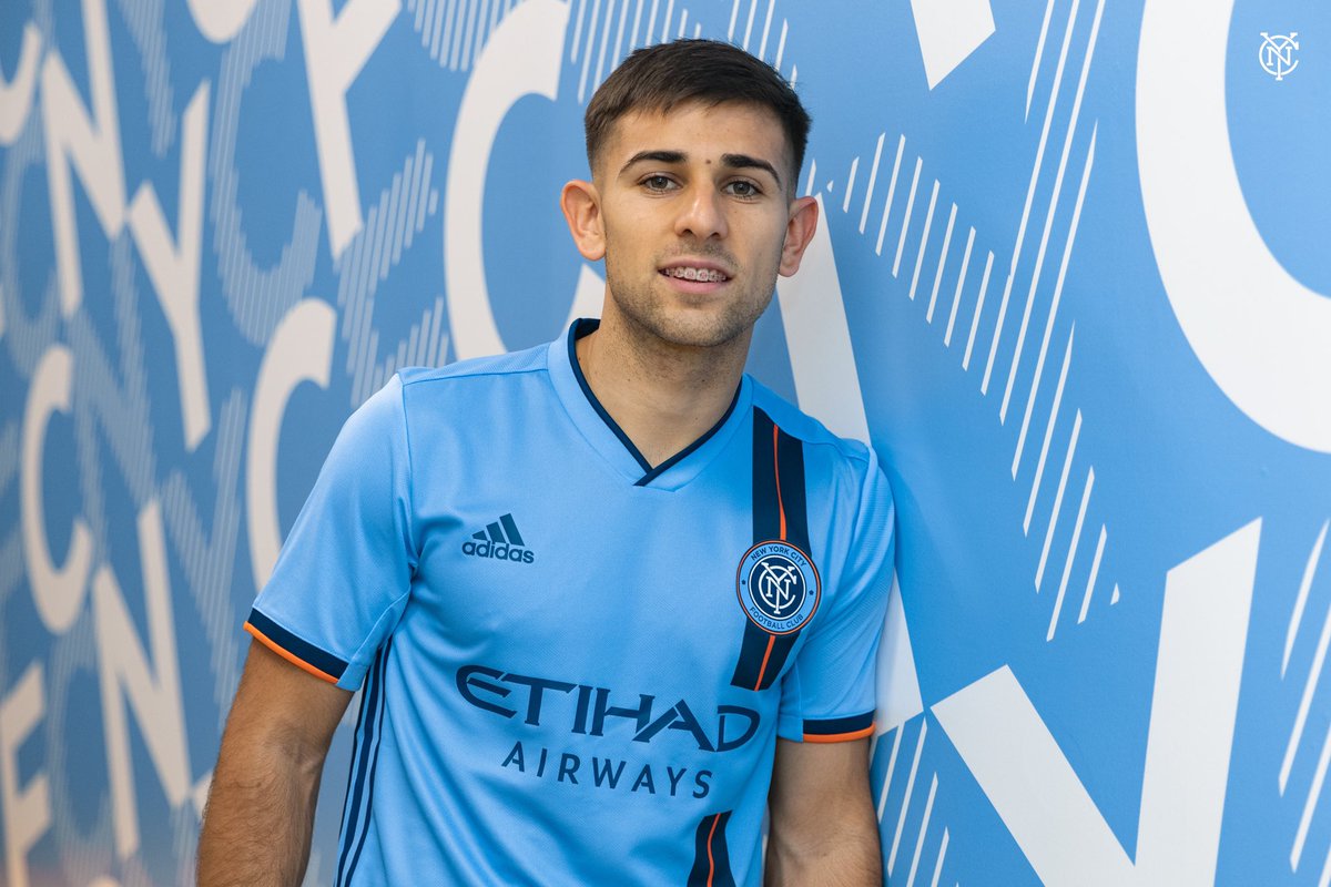newyorkcityfc's tweet photo. Welcome to NY, Nico 👋 #NYCFC https://t.co/uGi3tZYtqK