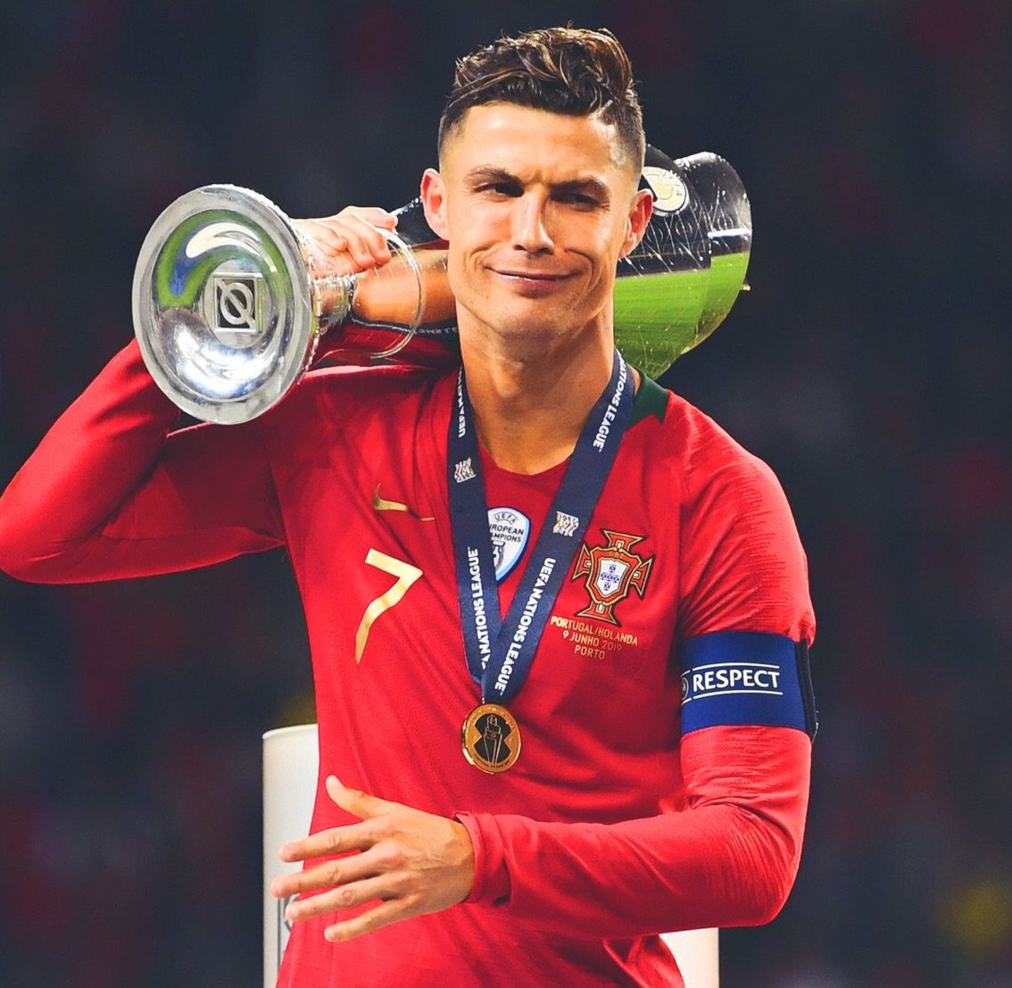 JmPascol's tweet photo. At 35 years old..
Ronaldinho played his last season

Ronaldo was retired

Maradona's career was coming to an end

Zidane was retired

Kaka was retired

Then there is Cristiano Ronaldo, currently Serie A champion, European Champion, and Uefa Nations league Champion. https://t.co/mBxLf4Lf5k