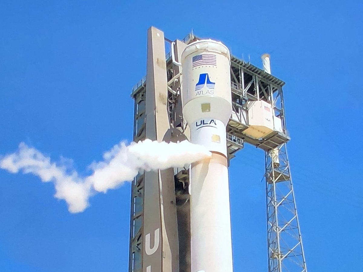 ulalaunch's tweet photo. Today's #AtlasV test was successfully completed at 1:55pmEDT (1755 UTC). Systems will be safed, cryogenic fuels drained and the rocket allowed to warm up before rollback to the Vertical Integration Facility for Mars 2020 attachment. https://t.co/iq4oKMrMuA https://t.co/38wFSaUXFV