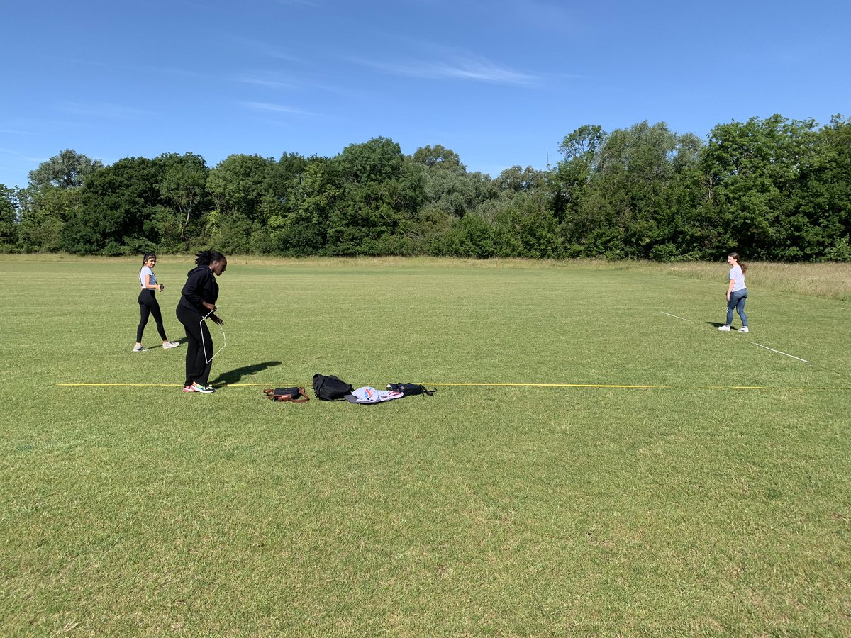 BGSBiologyDept's tweet photo. How fabulous to be back with our ALevel and IB Biologists, conducting socially distanced fieldwork at Cople fields. Lots of data collected and great to see the girls in person! #transect #simpsonsindexofdiversity https://t.co/CW3xARYv33