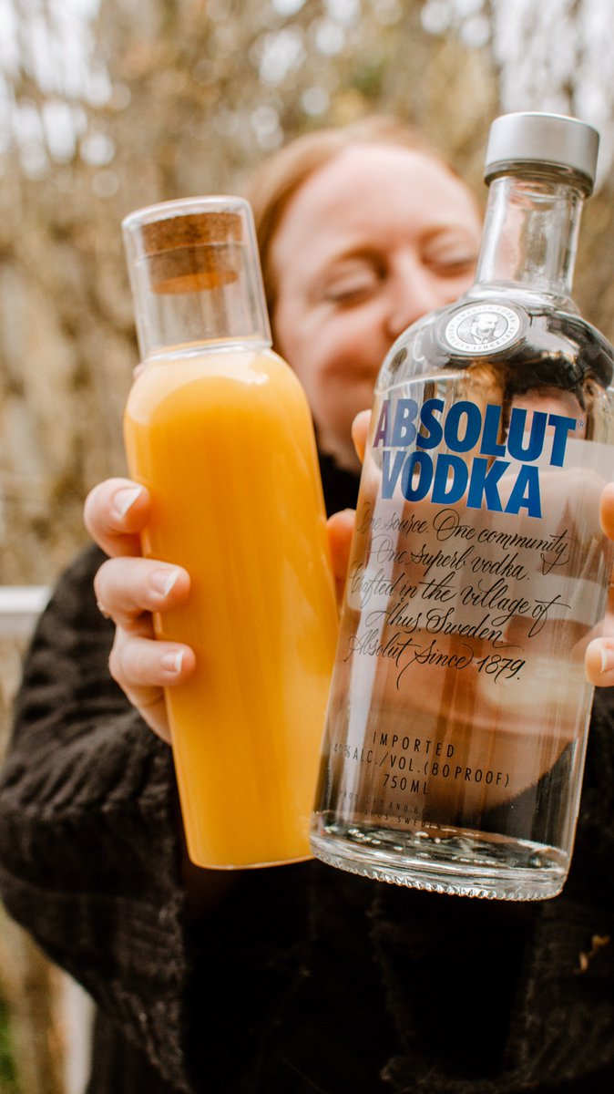 KPeetza's tweet photo. #ad Missing this morning with @ABSOLUTvodka_US can every morning include screwdrivers and sunny skies?
#absolutpartner Get $5 toward your order, courtesy of 
@Drizly with code “DRINKATHOME.” 21+. New users only. Void where prohibited https://t.co/vpxTgXpESO