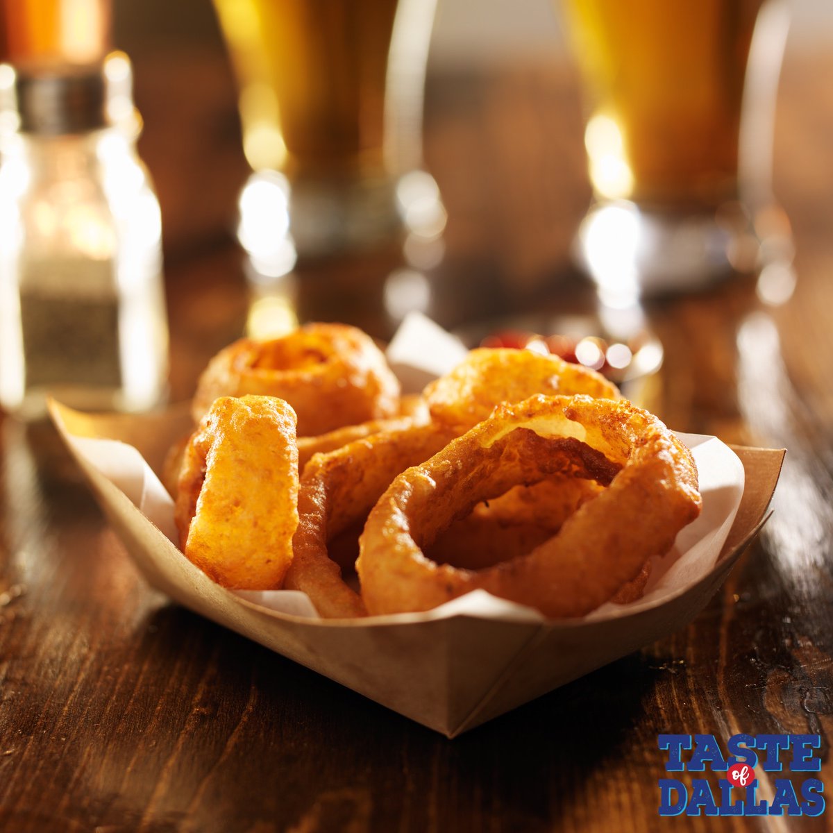 It's #NationalOnionRingDay! Where do you find your favorite battered and fried onion ring in DFW? 
.
#OnionRings #OnionRingDay #DFWEats #DallasEats #FortWorthEats #yum #Onion #Rings #OnionRingDay #Snack
