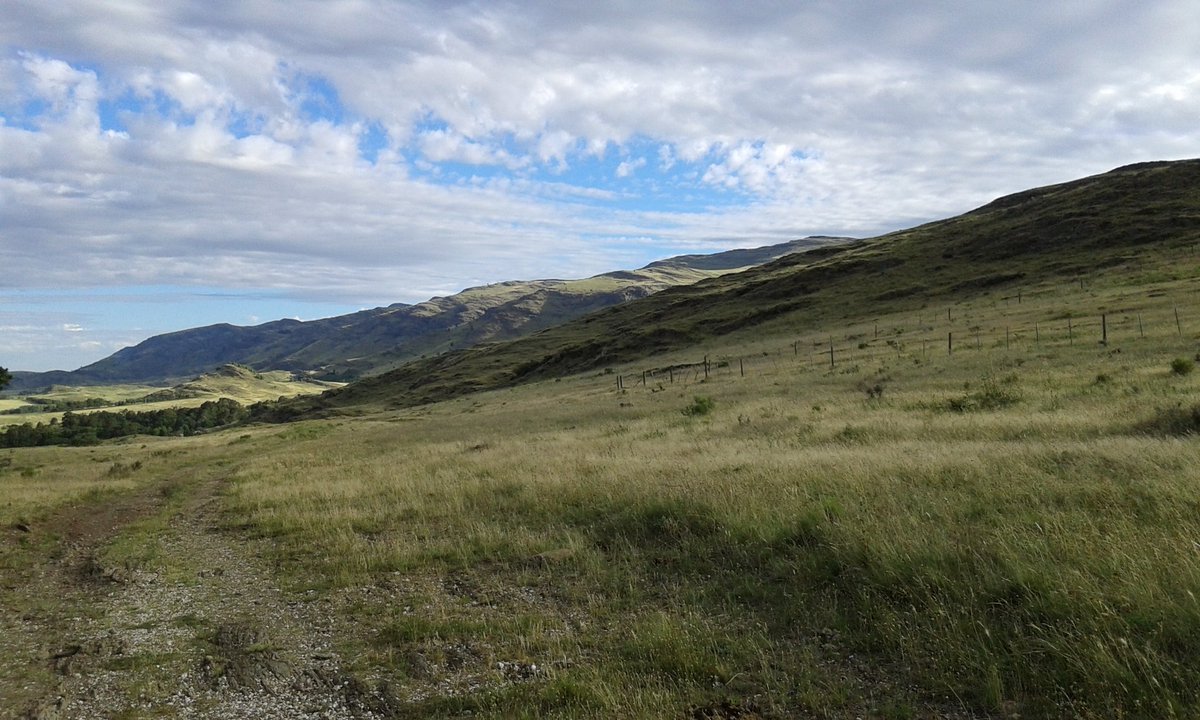 daniilujan's tweet photo. Cielos serranos veraniegos ⛅🌄 https://t.co/Mbfq5Y0D8I