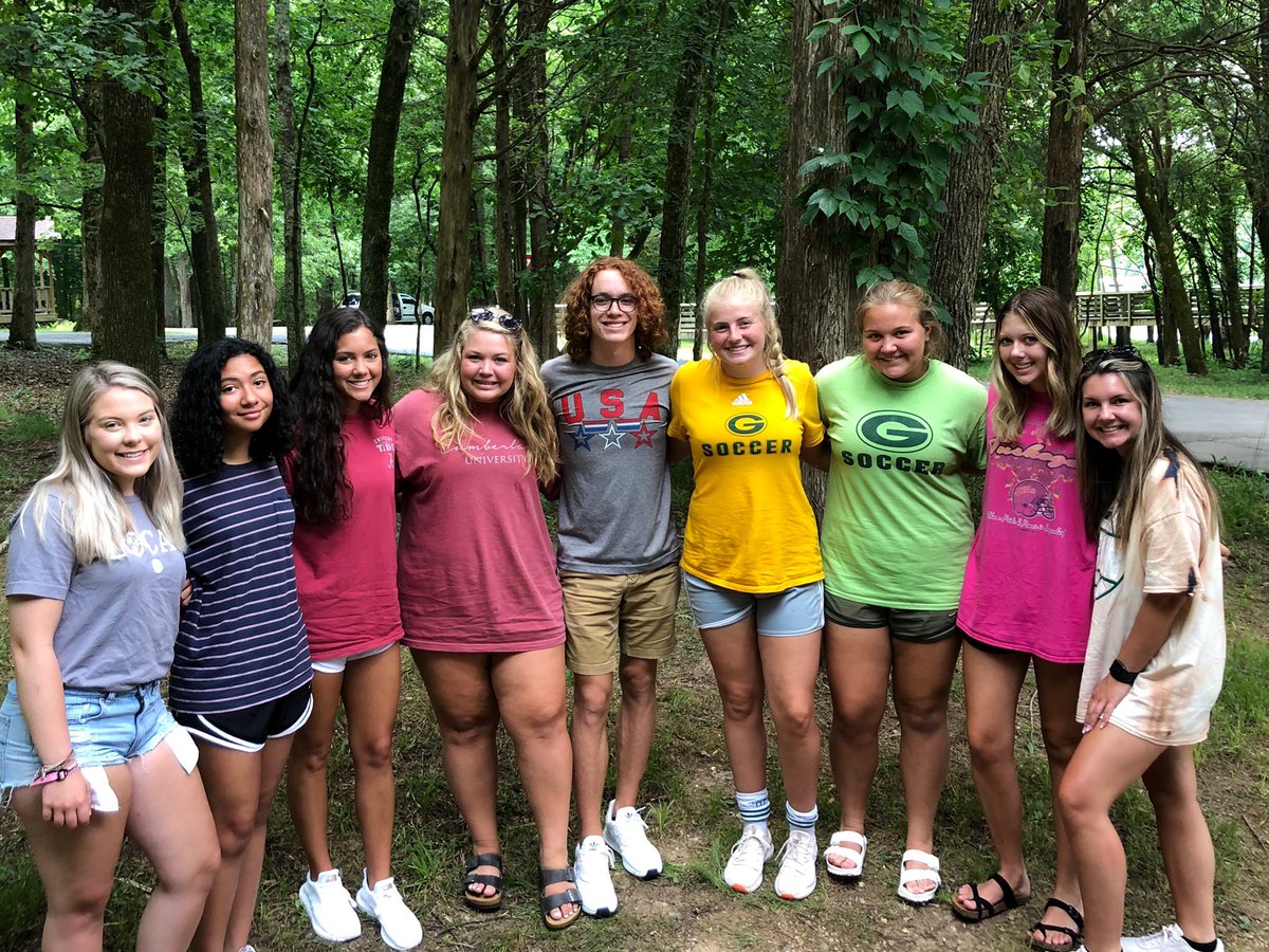 GallatinDECA's tweet image. We had a DECA meeting with officers new and old yesterday and got to discuss things for the upcoming year!