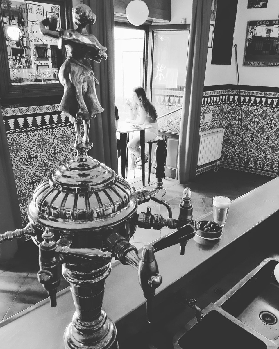 Restcasapaco's tweet photo. #tardesconencanto #plazapuertacerrada #madrid
#mahou #tabernas
Volvamos a reunirnos https://t.co/6id2W9iNrS