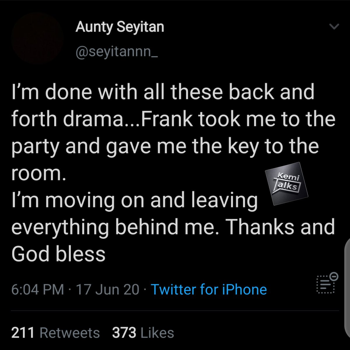  @seyitannn_ Just like  @timidakolo you used useless INUENDOS to get attention of an alleged rapist. Your tweet handler now ex pal turned the handle into a charade. You gave sympathizers the impression that DBanj's team "hijacked" your handle. No evidence from  @TwitterSupport