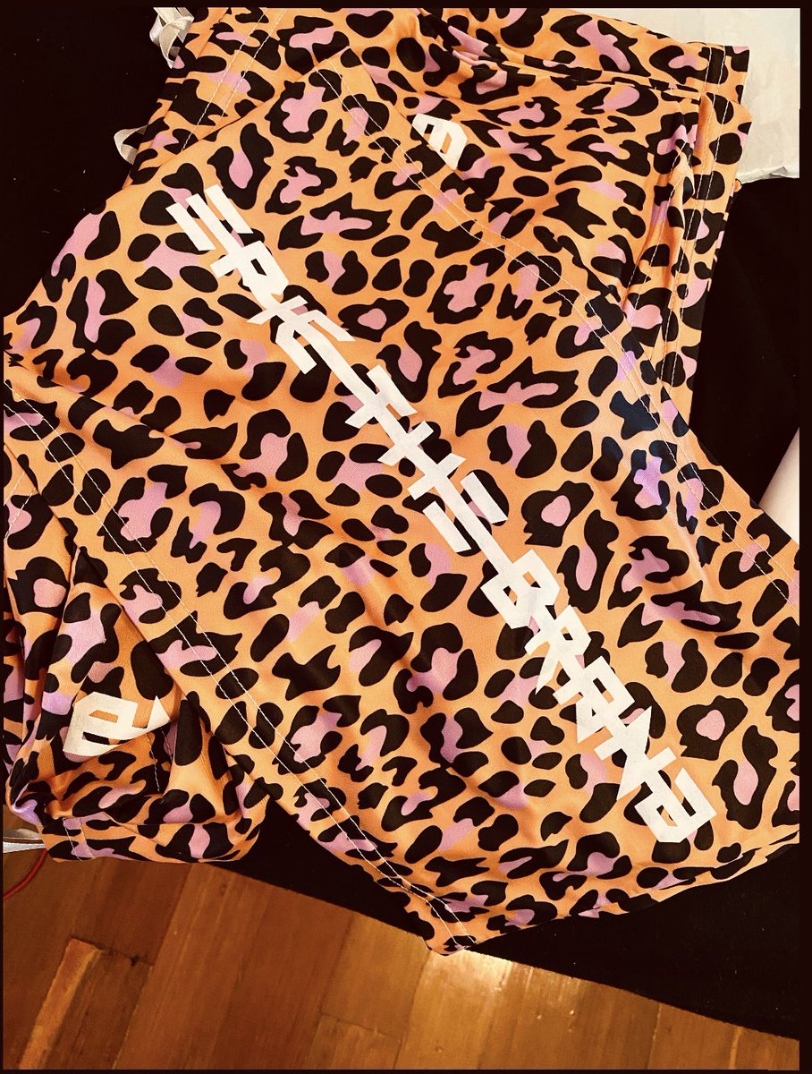 EPICNaaz's tweet image. Epic Strapless Crop top
Small/Mediums Available
20$ 
#linkinbio #localdeliveryavailable🚗