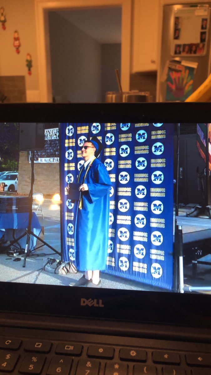 Liza Kertelits tweet media