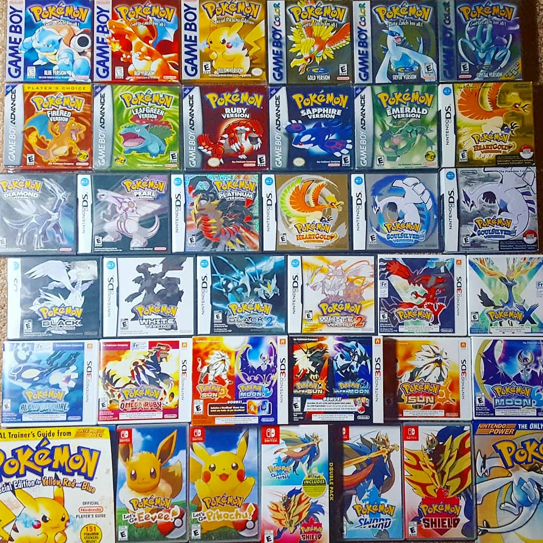 interferens Klimatiske bjerge Fjendtlig Nintendo Collecting en Twitter: "Main series Pokémon handheld collection.  Which Pokémon game is your favorite? Prices have gone crazy for these.  Especially cardboard boxes. Especially Crystal. #Pokémon #pikachu #nintendo  #pokemoncollection #videogames ...