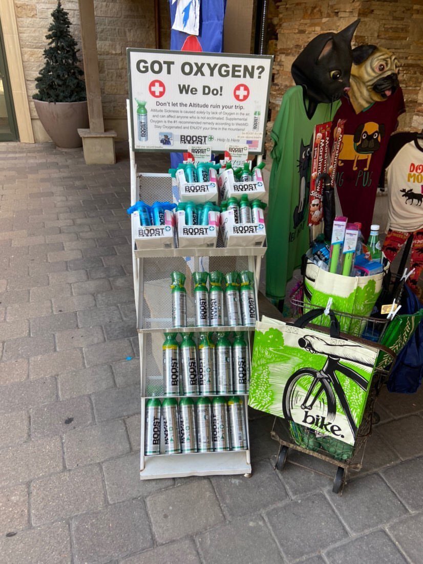 BoostO2's tweet photo. Spotted in Vail!😎
#BoostOxygen #altitude #gotoxygen
📸: @hoff_23 https://t.co/7XvKWaKxTc