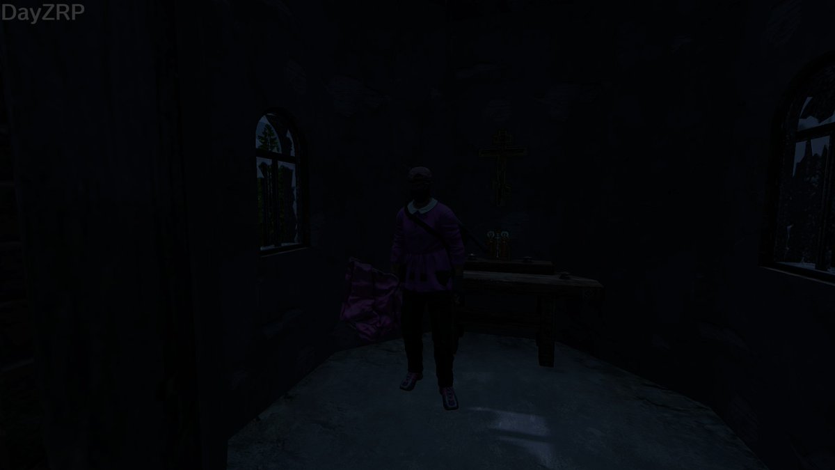 OliverKeith42's tweet photo. Its a little dark to tell but this is the real @obnoxiousknox in a beautiful pink dress! https://t.co/aK5kTW2ypP