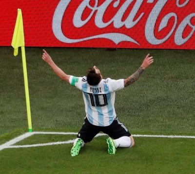 MotivacionesF's tweet photo. ′′No me rendí, estoy listo para ir a la próxima Copa del Mundo de nuevo."

➖ LIONEL MESSI. https://t.co/xAcFWEdlKQ