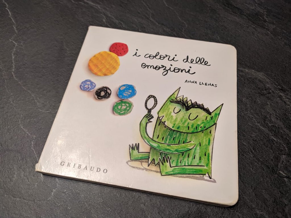 “Marco, ho preso un libro..Ti do degli indizi: la casa editrice è Gribaudo,scritto da una donna, un libro ricco di emozioni, parla delle vicende di un tizio con una divisa verde...”grazie amico mio, tifoso fedele e sincero, mosso dall’unica e vera passione per la cors...ah no🤣