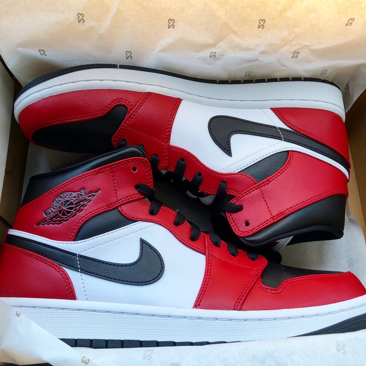 kobe spiderman shoes