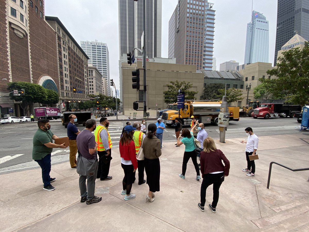 FASTLinkDTLA's tweet photo. Spent the morning meeting with people and organizations that care about #DTLA and want to see the best bus and bike infrastructure #LA has to offer for 5th, 6th, 7th st. #FASTLinkDTLA https://t.co/3G5t2FaUDL