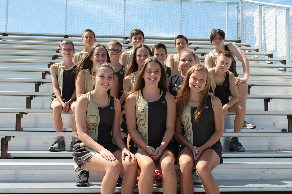 _GoCougars_'s tweet photo. JH and HS Cross Country runners will have its first summer workout tomorrow @ 7am and ending by 8:30am.  Must have signed waiver &amp; own water bottle to participate.  Meet in front of the HS!  Waiver can be printed from here: https://t.co/quCRDxzQ9d https://t.co/yPeqiPHrHx