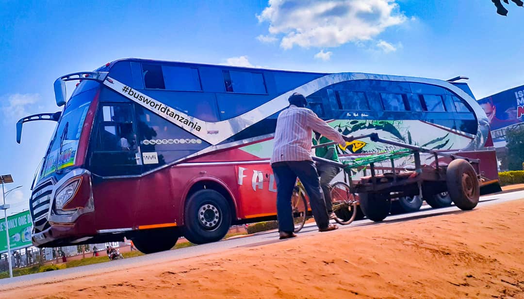 BusWorldTZ's tweet photo. FALCON BUS EXECUTIVES
Dar es Salaam โผ Tarime
MAN MOBIKEY
#Tanzania๐น๐ฟ
#FalconBus
#busworldtanzania
#BeyondTanzanianBoundaries
Follow & Like usโ
Instagram | @busworldtanzania
Facebook | Busworld Tanzania
Email | busworldtanzania@gmail.com
๐ธ๐ฅ โ @BusWorldTZ https://t.co/vHC34l2ywh