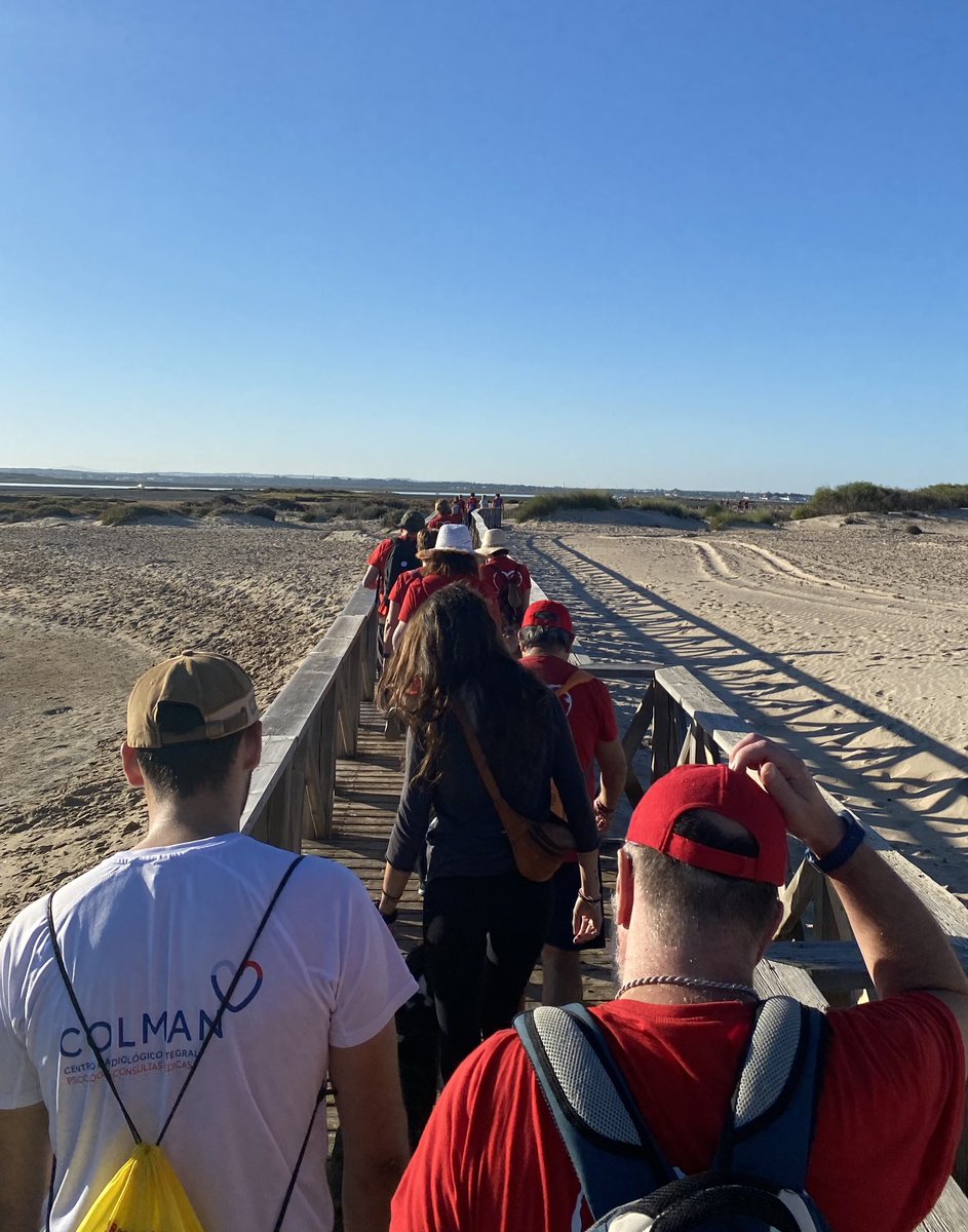 ColmanRafaelcll's tweet photo. Sendero de la Punta del Boquerón con los pacientes Asociación Cardíaca Trébol de Corazones de Cádiz

☀️Nos fuimos tempranito para que no nos pillara el calor y pudimos disfrutar del mar y el paisaje mientras cuidábamos ❤️ nuestro corazón. https://t.co/yTb5AuUWcn