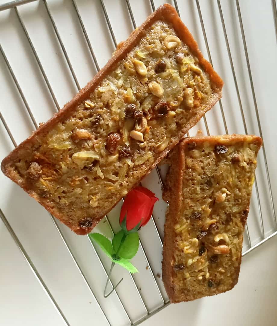 PhilipCKO's tweet image. Yes tspice, also here's a good way to eat it too - Walnut / fruit glazed cake by yours truly @cgconfectioner

Looks just amazing.