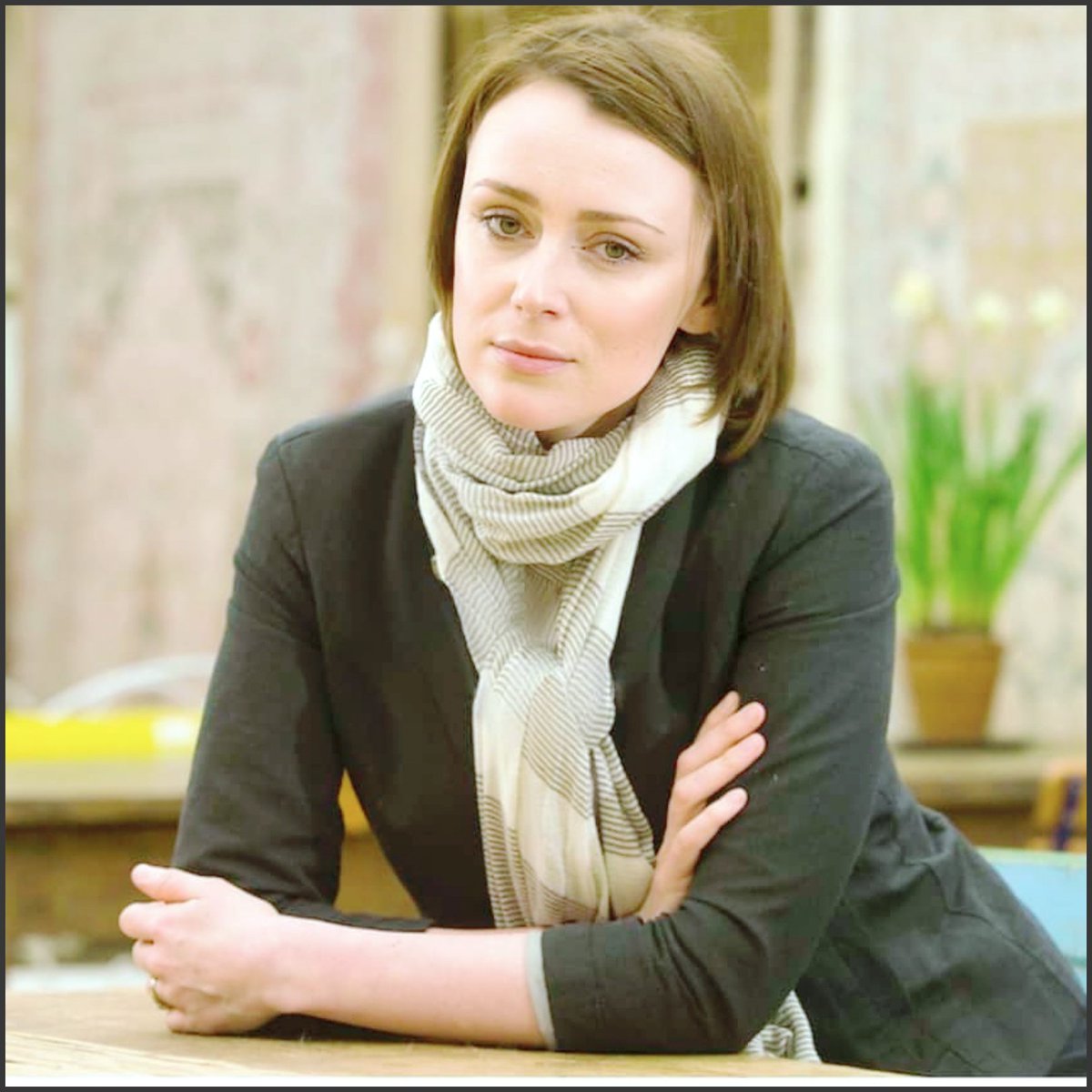 MariaSa21016180's tweet photo. @HawesFans . Miss Keeley Hawes en viveros petersham en surrey marzo 2010) dulsura .๐#Hawesfans #Ccmilk6 #Petersham #sureey #misskeeleyHawes. ๐๐ผ๐๐ผ๐๐๐ผ๐๐๐๐๐๐ https://t.co/UvLIWj3BF8