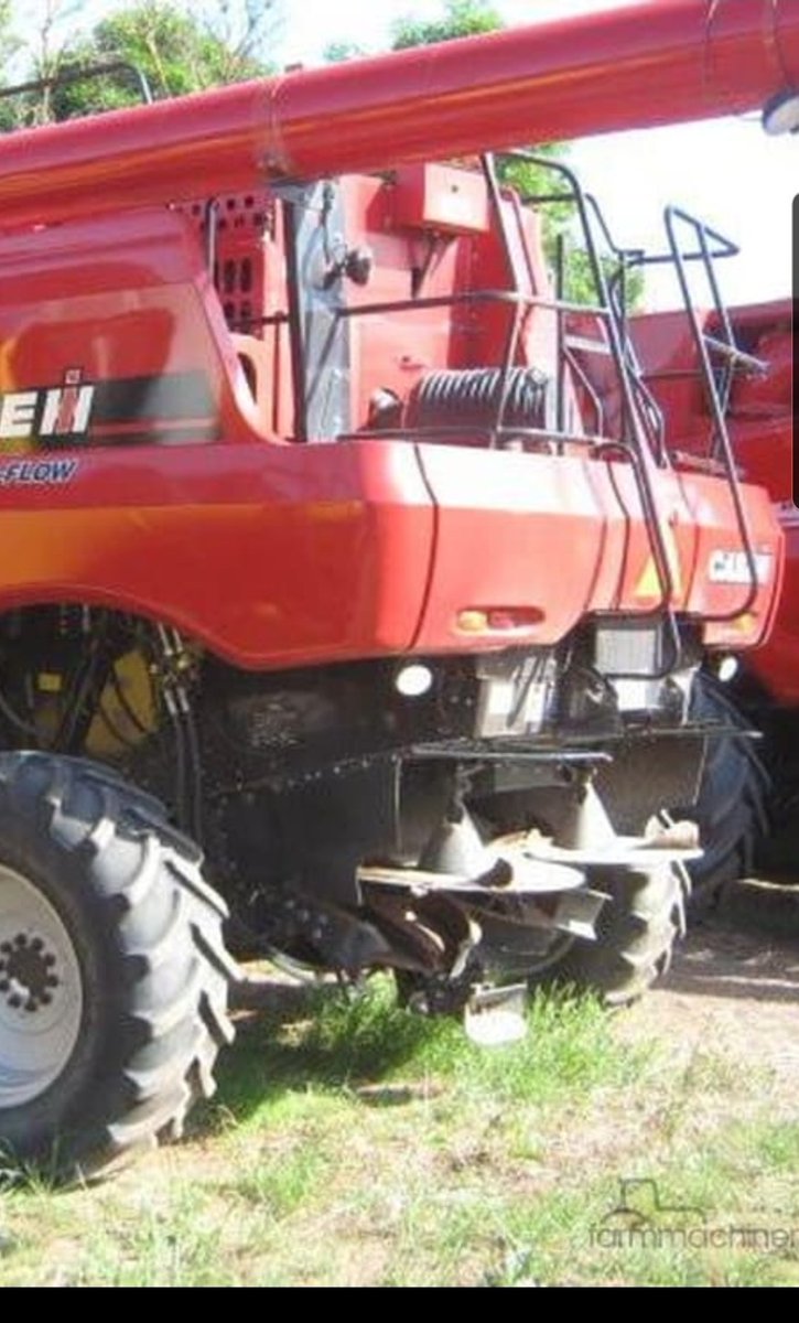 I'm looking for the lower chaff/ tailing spreader for 6088 or 7088 Case header. I'm pretty sure it's similar on the 7140's any leads or RT's welcome 
Thanks