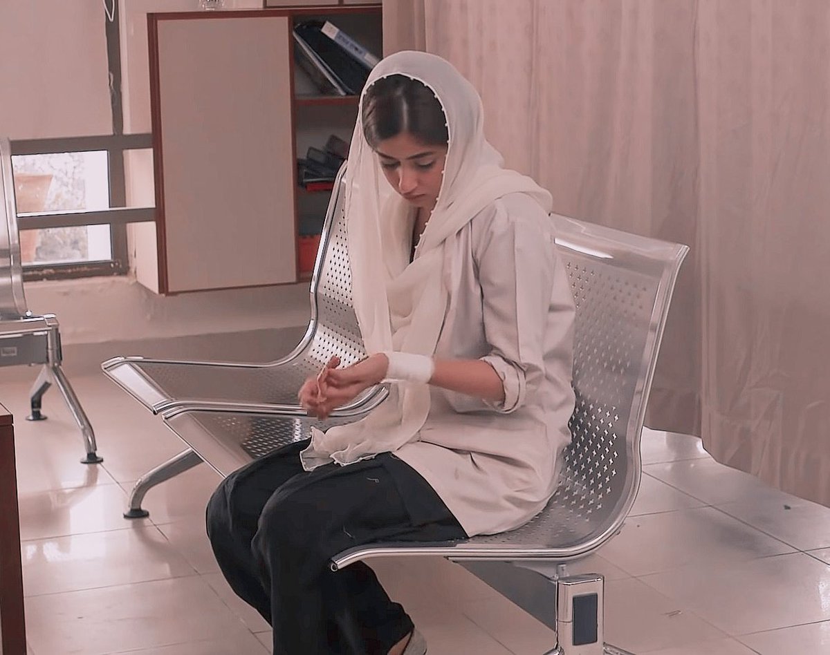 At this point, she was so in love with him Little did she know that Asfi was only her's  #YakeenKaSafar