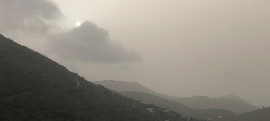 StJohnGuide's tweet photo. in line with everything else 2020 has thrown at us the worst sahara dust in 50 years has arrived #saharadust #stjohnusvi https://t.co/MoyxVMqfBh https://t.co/bCJ4ZRRzxB