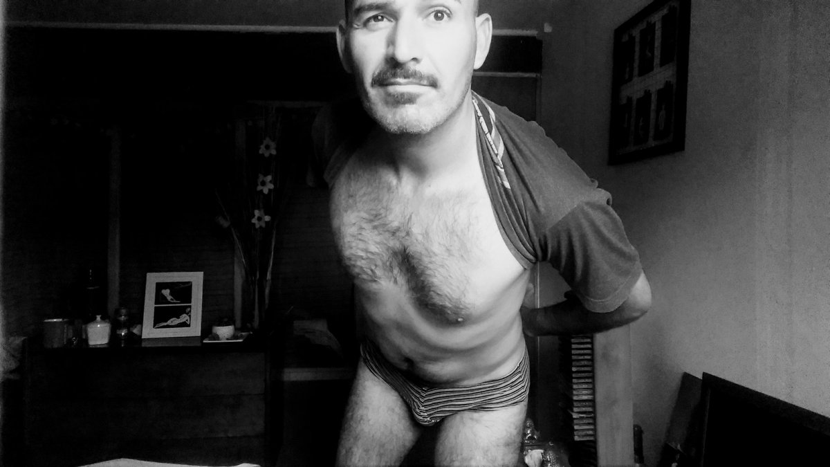 EstebanMecato's tweet photo. #LibroSinPelosEnLaLengua #literaturagay #literaturalgtb #librogay #gaybook #gay #lesbiana #visexual #intersexual #queer #gaychile #gayespaña #gayargentina #gayperu #gaycolombia #gayuruguay #gayparaguay #gaymexico #gayvenezuela #magazine #pride #gaylatino #gayhot #instagay https://t.co/Bn7FpCTYml