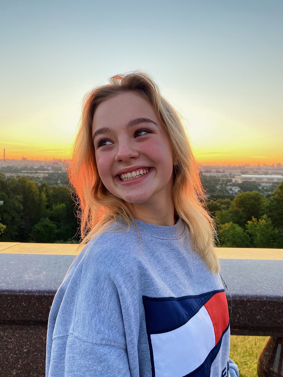 sofyaplotnikova's tweet photo. I woke up at 3am to watch my first sunrise this summer. Hot tea with lemon was nice. And that moment was beautiful 🧡 https://t.co/M7ff3NK9oF