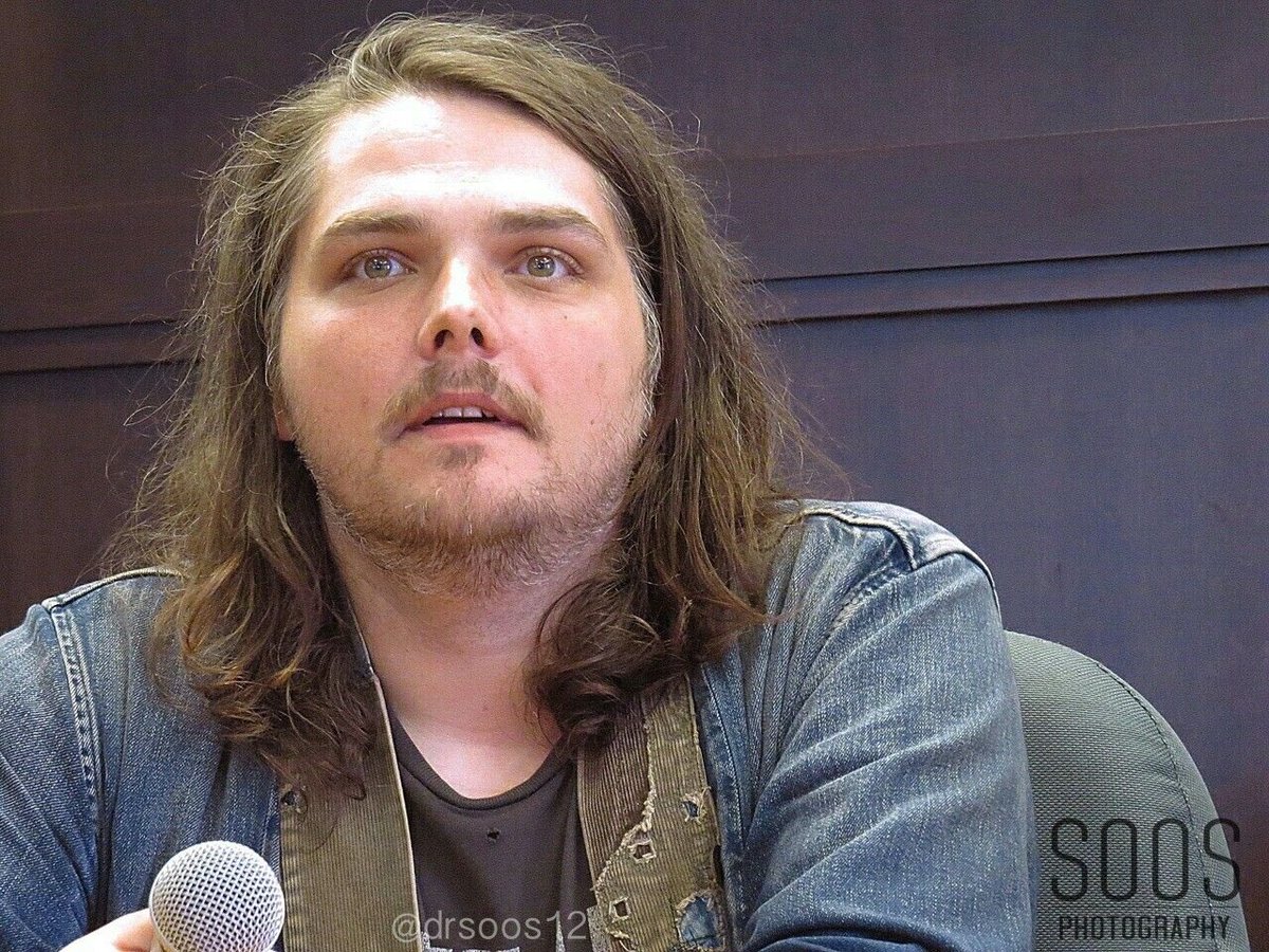 photos of gerard that are just insanely good: a thread