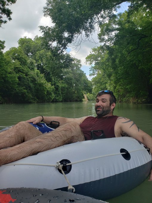 Had a great time camping on the river! Back home relaxing because I got bit by many for ants and stung<a href="/tag/newprofilepic"class="tags"><span>#newprofilepic</span></a>