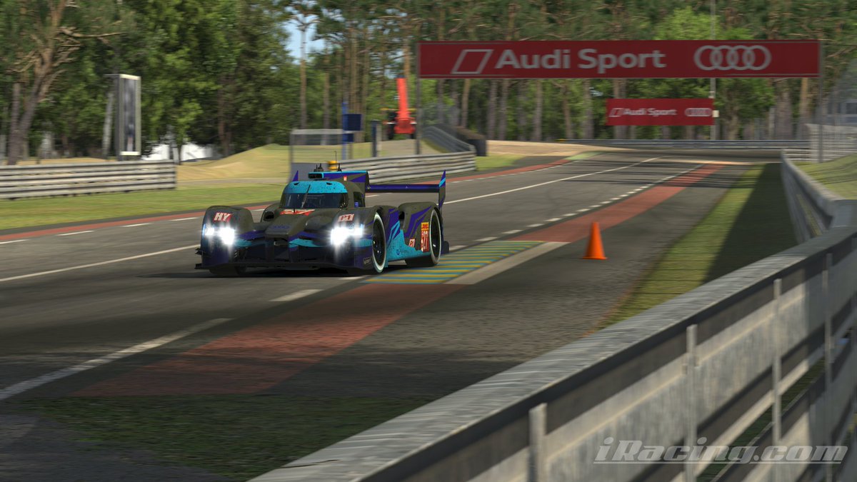 WIN! Ganamos las 24h de LeMans #iRacingLeMans24 en el Top Split en la categoría reina con nuestro Audi R18 LMP1