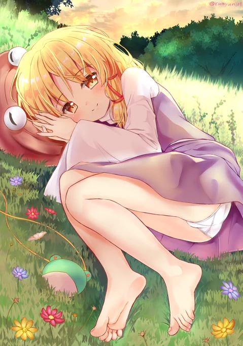 #これを見た人は寝そべり絵を貼る見た人もやる 
結構描いてたり 
