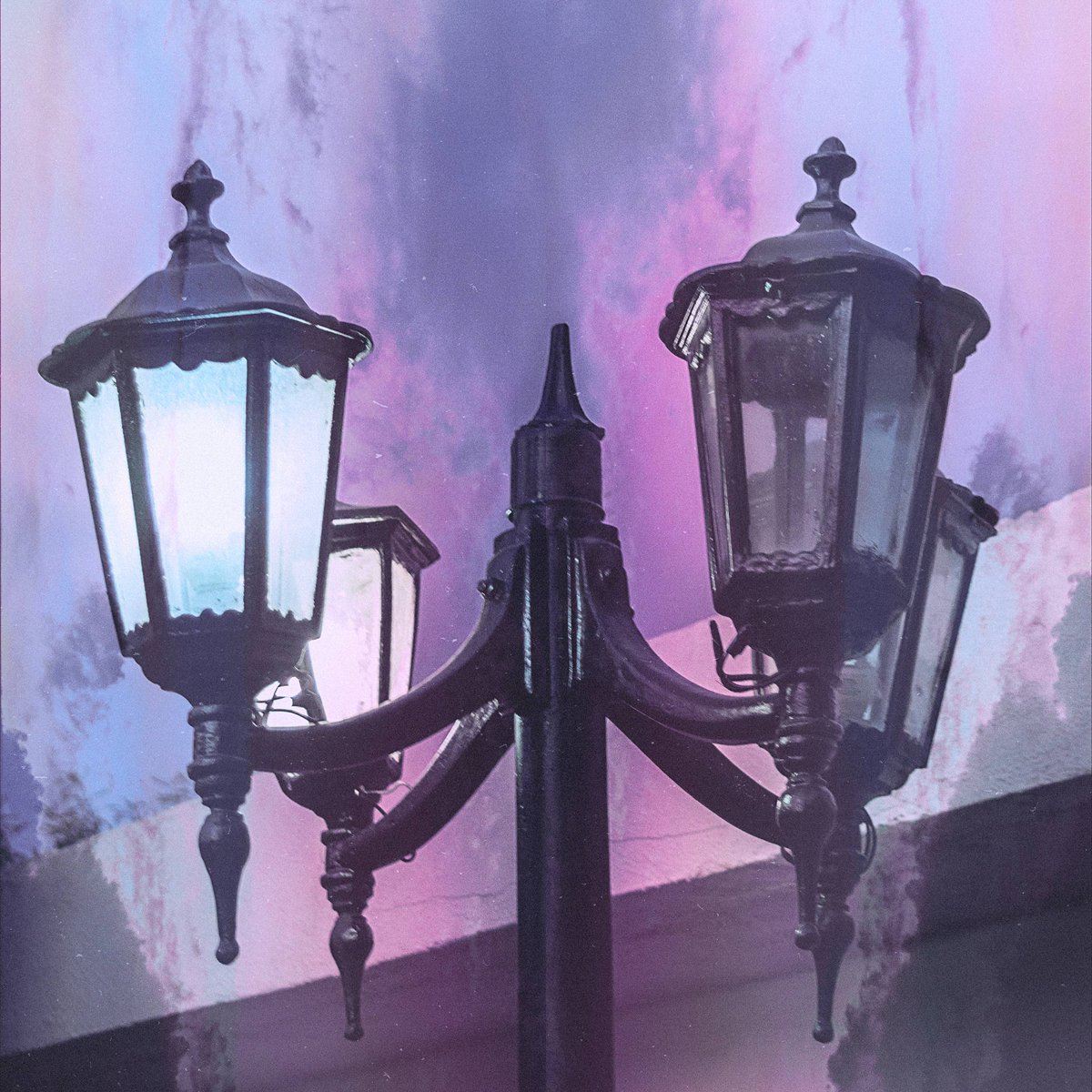 OnceAgainMx's tweet photo. 🚨"MÁS LUCES APAGADAS" EP ACUSTICO🚨

Estamos muy contentos de anunciarles que próximamente vamos a estrenar un EP con versiones acusticas de nuestras canciones más una canción inédita. 
 
"Irreversible" el sencillo que se desprende de este EP se estrena el próximo 6 de Julio. https://t.co/tK0LboBiwN