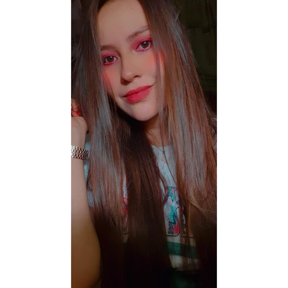 Monterrosa_ale_'s tweet photo. #Makeuppink 💫 https://t.co/5bYqiOzikR